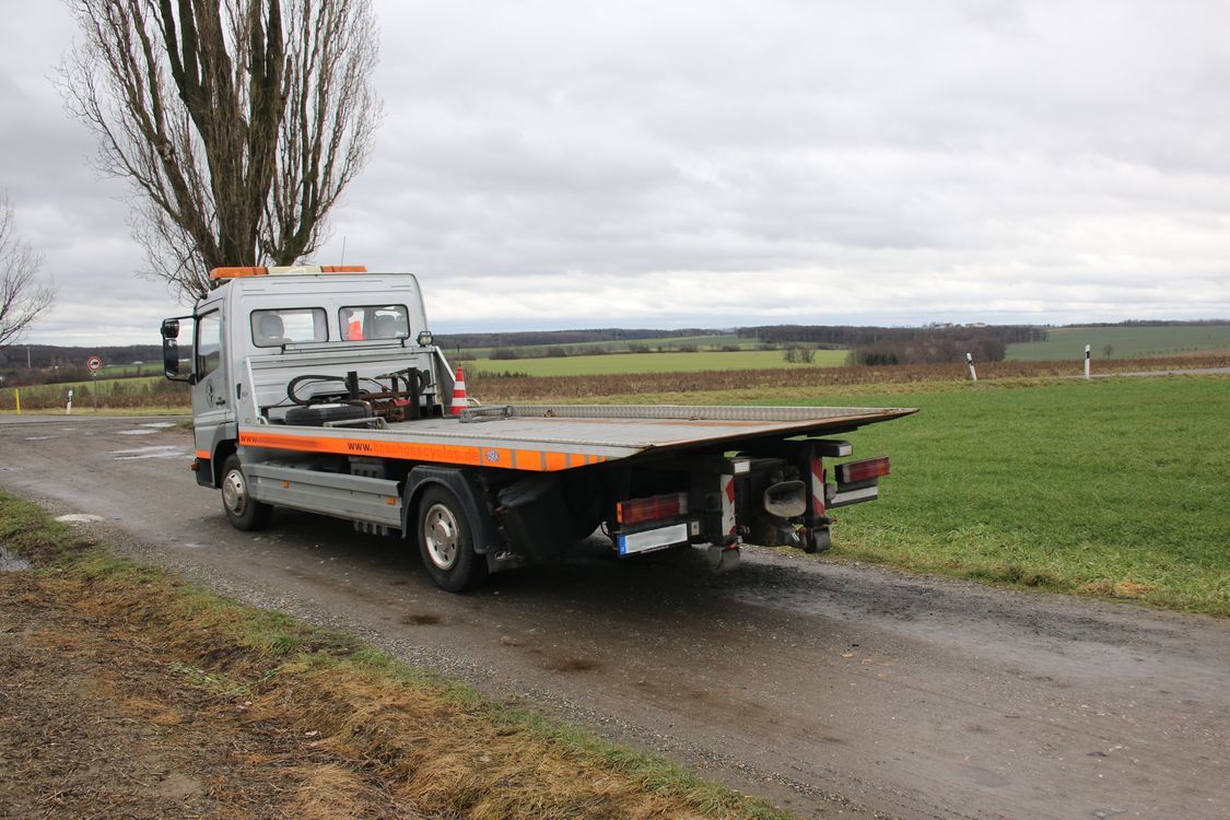 Mercedes-MB-818-Atego-Abschleppwagen-Schiebplateau-7-49t-3 Mercedes MB 818 Atego Abschleppwagen Schiebplateau 7,49t -3